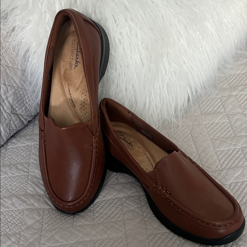 Clarks Men's Chestnut Brown Leather Slip-On Loafers